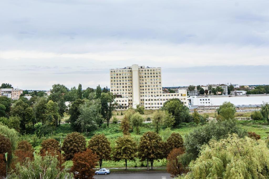 Луцьк Готель Світязь Lutsk Luaran gambar