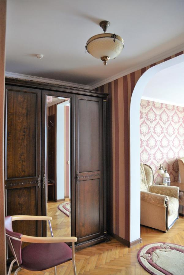 Луцьк Готель Світязь Lutsk Luaran gambar